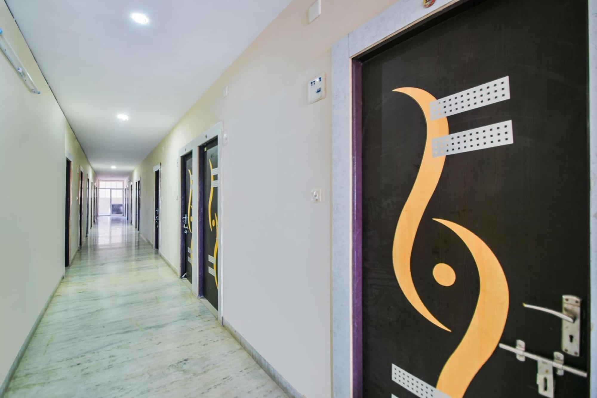Hotel O Kalika Resort Lakāwās Zewnętrze zdjęcie